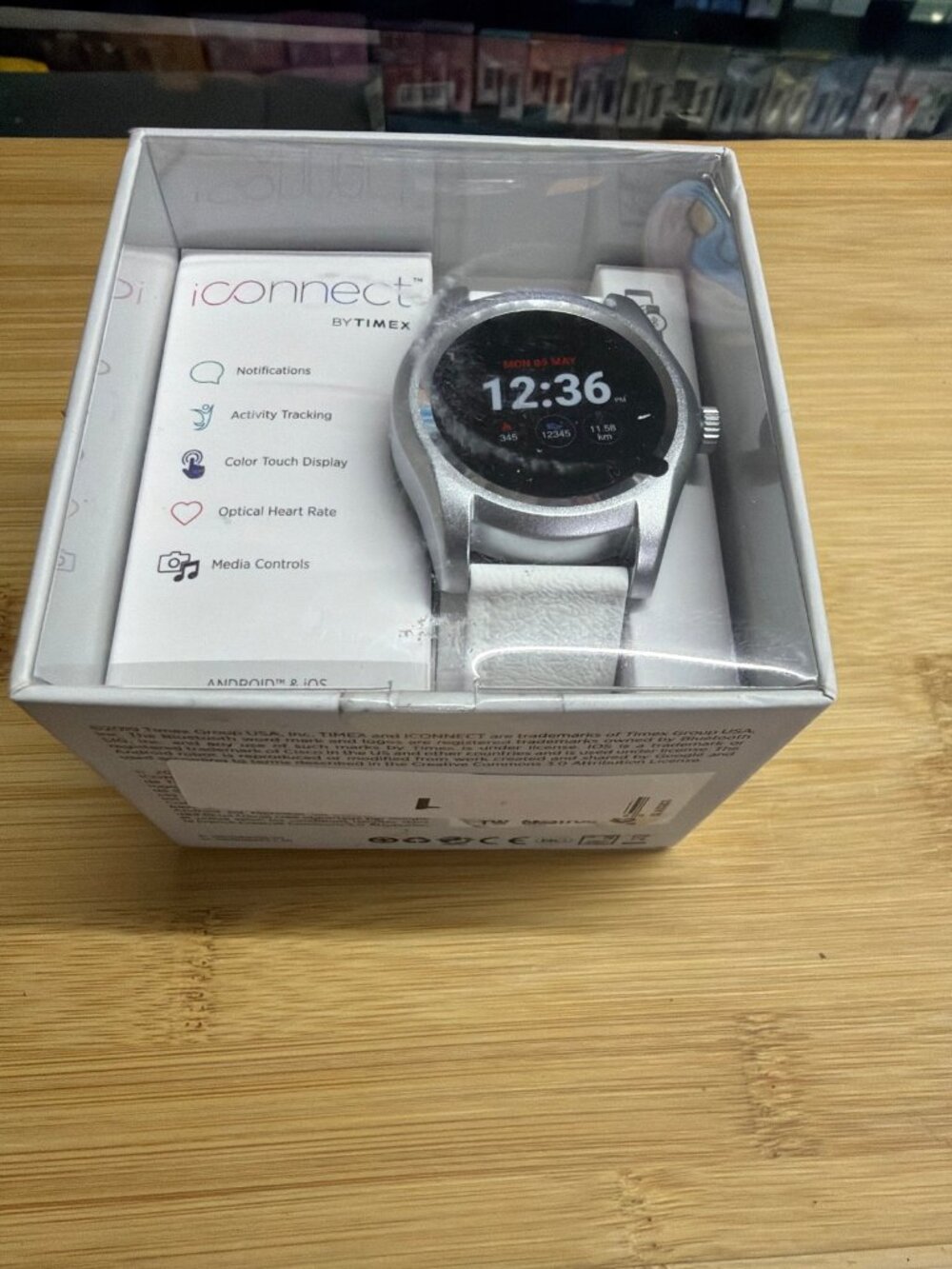 iConnect by Timex Smartwatch Silver White New in Box